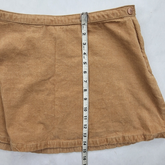 FOREVER 21 Beige CORDUROY Mini Skirt STRETCH Side Zipper Size 30 - Picture 5 of 6
